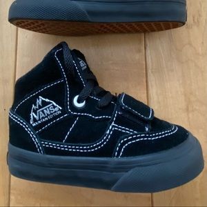 Toddler Vans Mountain Edition Black Size 5